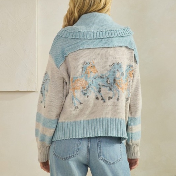 Cozy Horse Western Graphic Wide Collar Button Down Cardigan - Picture 3 of 4